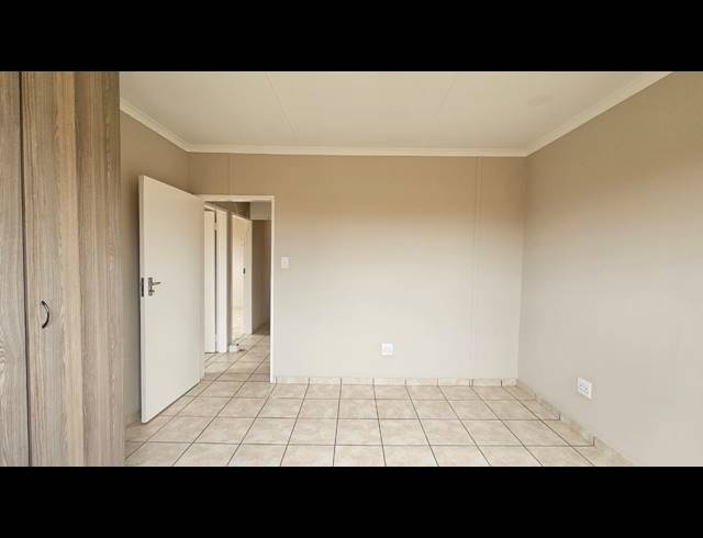 3 BEDROOM FREESTANDING FOR SALE IN WATERKLOOF HILL ESTATE